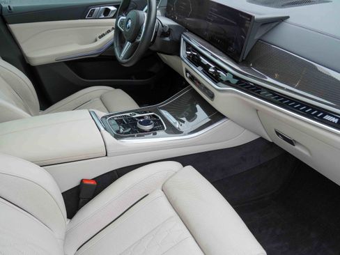 Certified 2024 BMW X5 M60i w/ Executive Package image 10