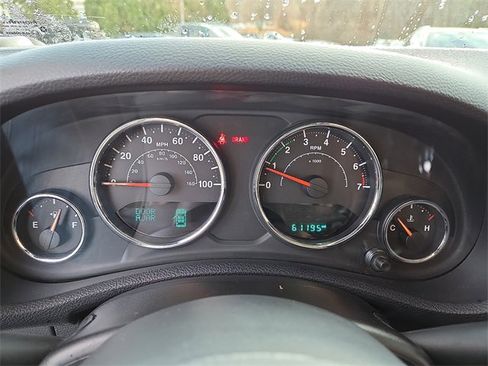 Used 2016 Jeep Wrangler Sport image 19