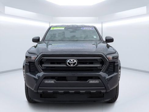 Used 2026 Toyota Tacoma SR5 RWD image 8