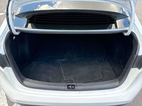 Used 2022 Toyota Corolla LE FWD image 24