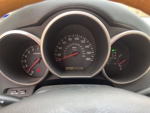 Used 2002 Lexus SC 430 Convertible image 10