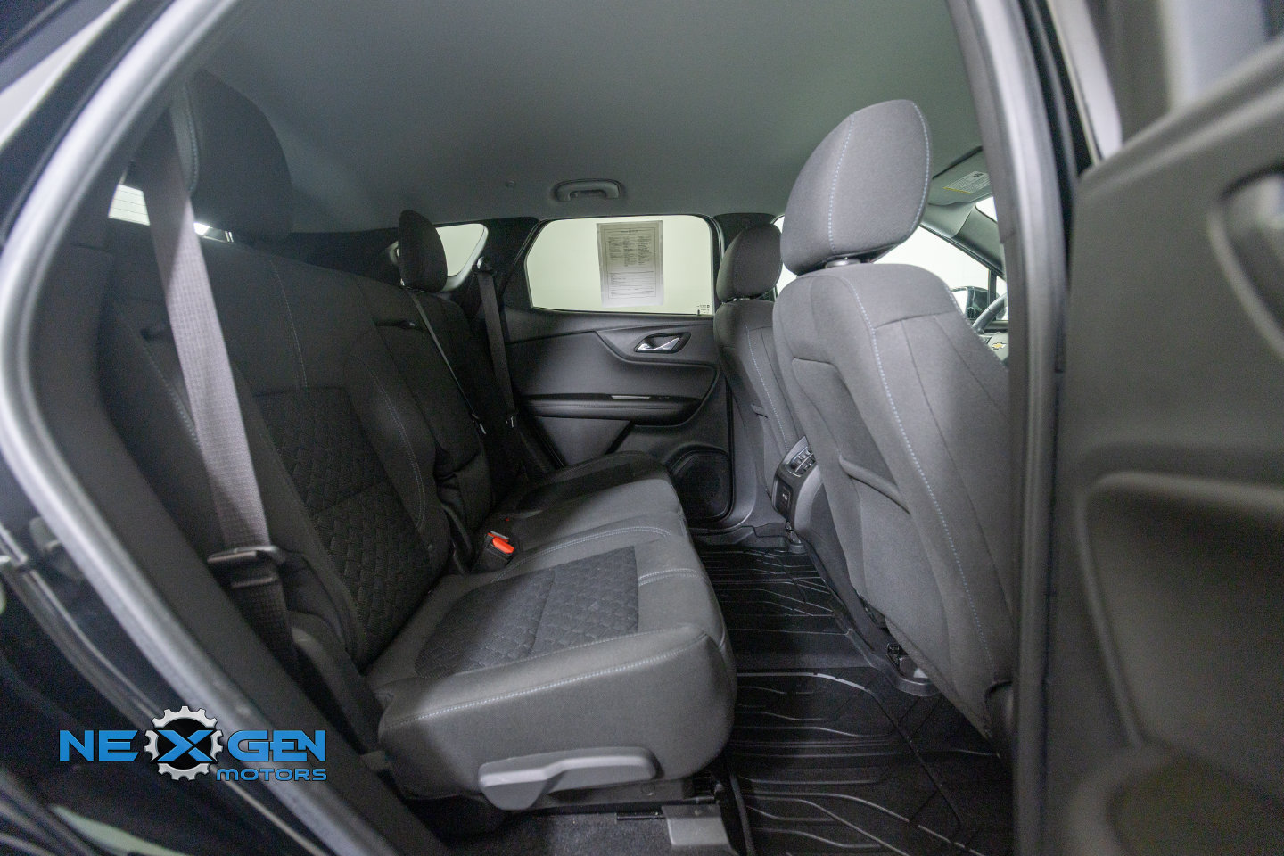Used 2021 Chevrolet Blazer LT FWD image 37