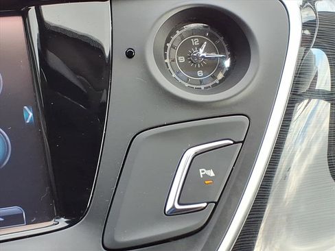 Used 2018 Buick Envision Preferred image 18