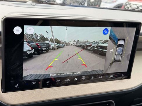 New 2026 Ford Maverick Lariat image 4