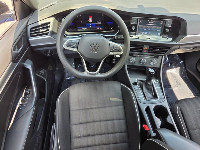 Used 2022 Volkswagen Jetta Sport FWD image 13