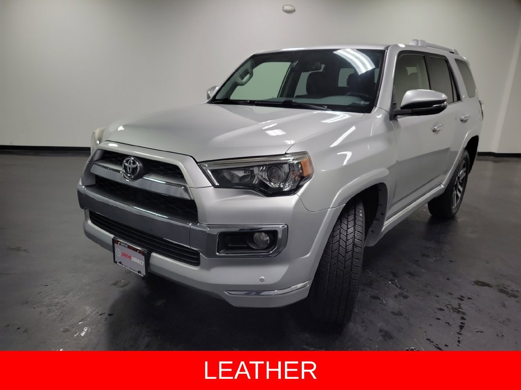Used 2017 Toyota 4Runner Limited AWD/4WD image 4