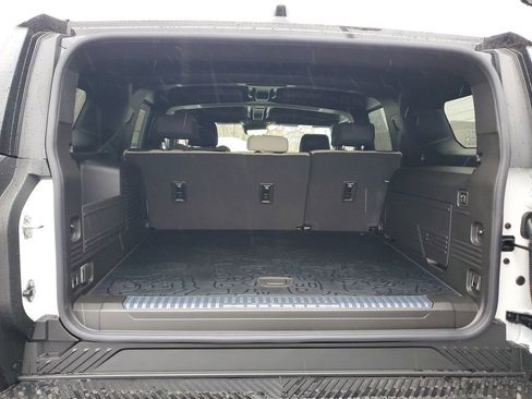 New 2026 GMC Hummer EV SUV AWD/4WD image 8
