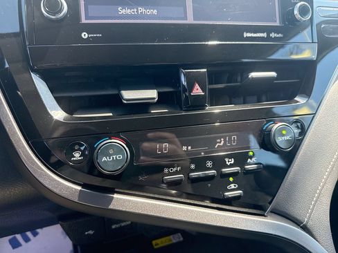 Used 2024 Toyota Camry XSE FWD image 19