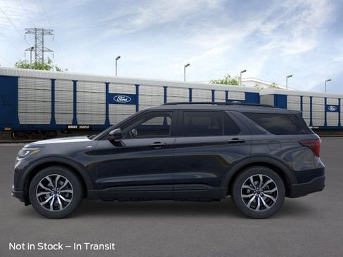New 2026 Ford Explorer ST-Line AWD/4WD image 3
