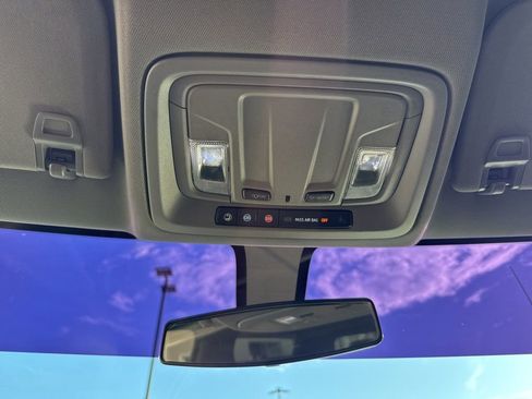 Used 2020 Chevrolet Silverado 1500 Custom Trail Boss w/ Custom Convenience Package image 21