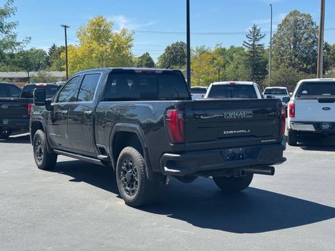 Used 2024 GMC Sierra 3500 Denali w/ Denali Reserve Package AWD/4WD image 5