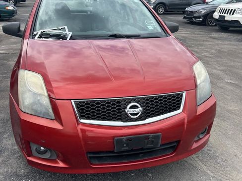 Used 2010 Nissan Sentra 2.0 SR image 2