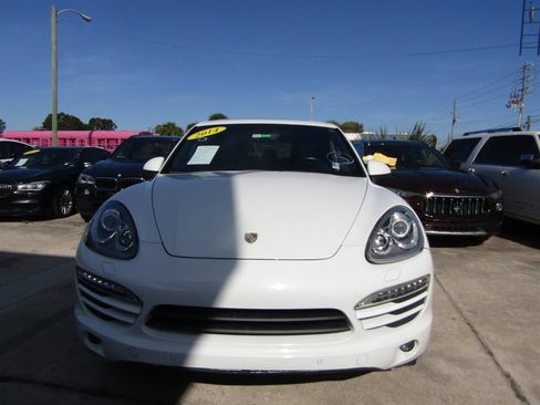 Used 2014 Porsche Cayenne image 2