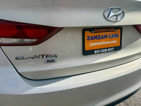 Used 2017 Hyundai Elantra SE FWD image 20