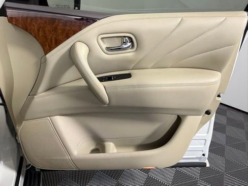 Used 2016 INFINITI QX80 2WD w/ Deluxe Technology Package image 52