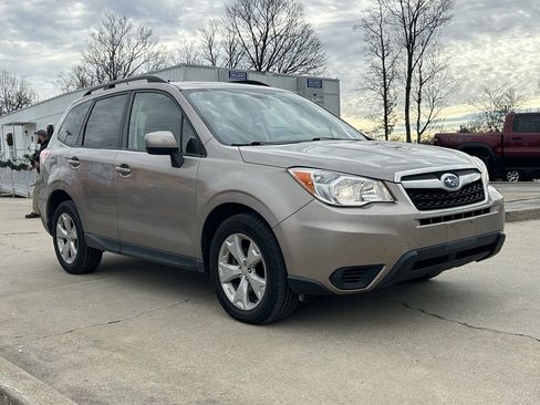 Used 2015 Subaru Forester 2.5i Premium image 4
