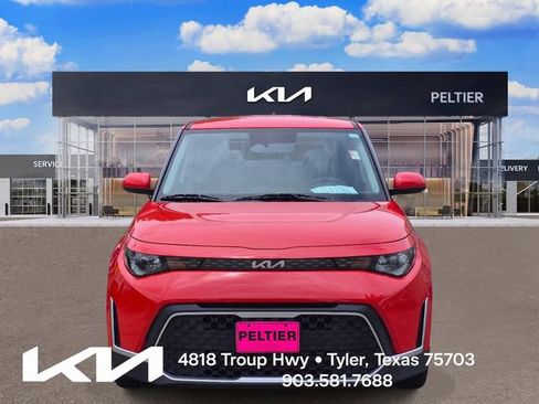 Certified 2024 Kia Soul LX w/ Option Group 015 FWD image 2
