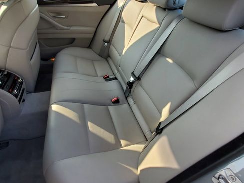 Used 2011 BMW 535i xDrive Sedan image 12