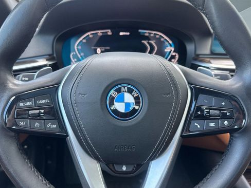 Certified 2023 BMW 530e xDrive w/ Convenience Package image 16