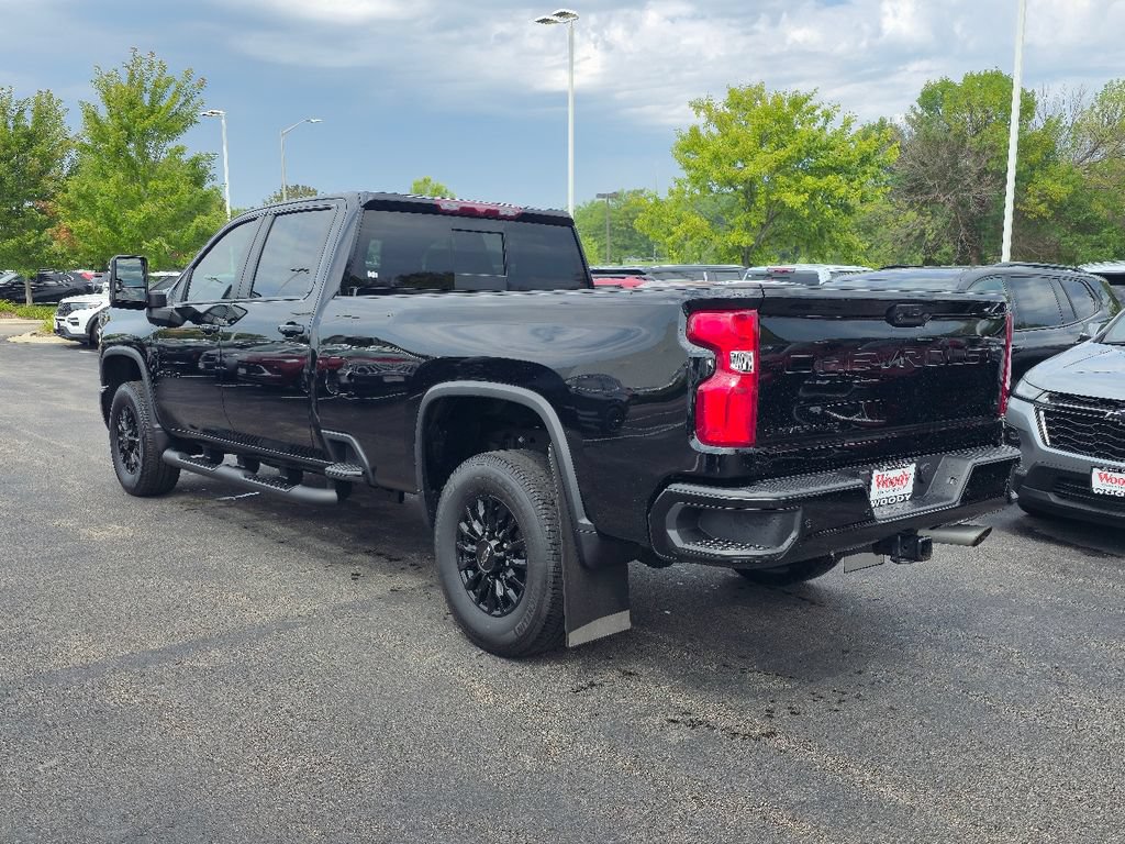 Certified 2024 Chevrolet Silverado 3500 LT w/ Midnight Edition AWD/4WD image 9