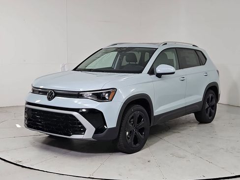 New 2026 Volkswagen Taos SEL AWD/4WD image 1