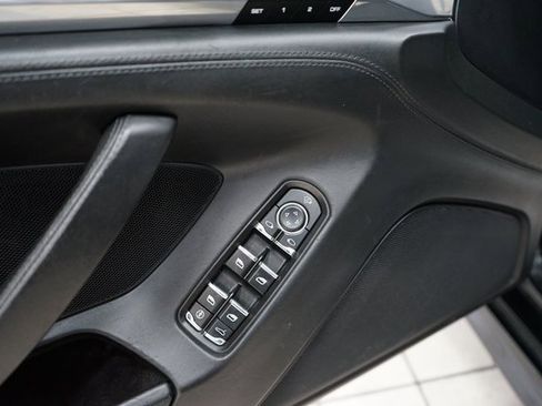 Used 2010 Porsche Panamera S image 27