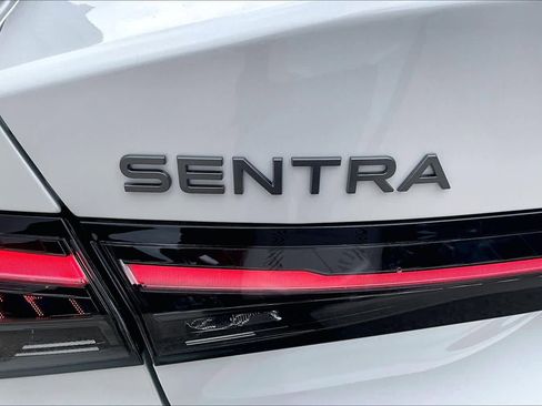 New 2026 Nissan Sentra SL FWD image 8