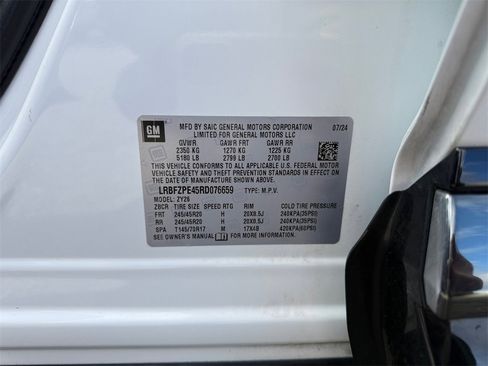 Used 2024 Buick Envision Sport Touring image 24