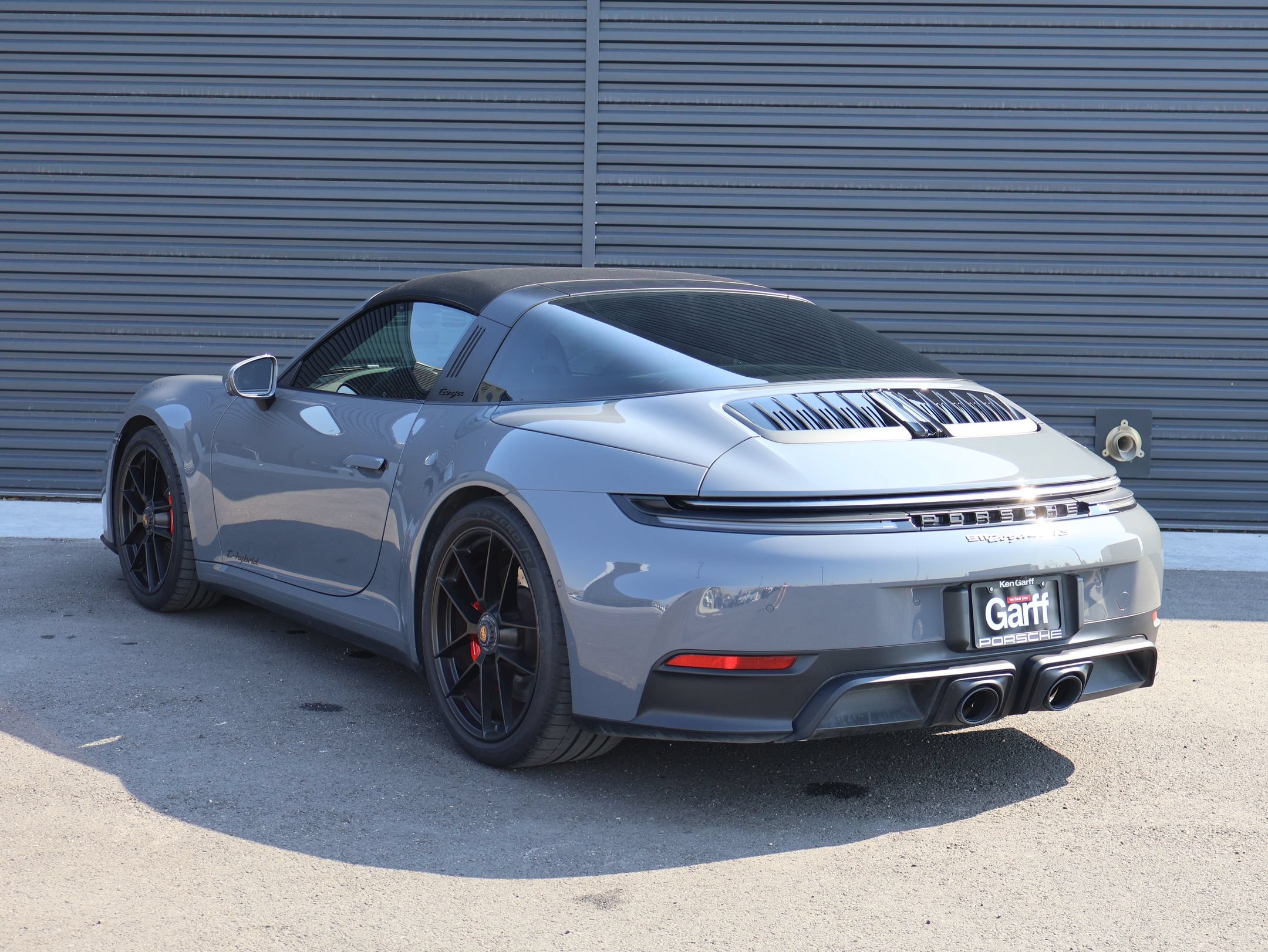 Certified 2025 Porsche 911 GT3 AWD/4WD image 3