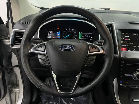Used 2018 Ford Edge Titanium w/ Canadian Touring Package image 23