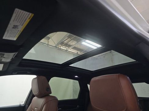 Used 2023 Cadillac XT5 Premium Luxury w/ LPO, Floor Liner Package AWD/4WD image 7