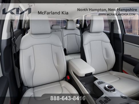 New 2026 Kia Sportage EX image 17