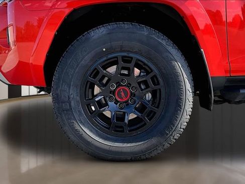 Used 2024 Toyota 4Runner TRD Off-Road Premium w/ TRD Black Wheel Package (TMS) AWD/4WD image 29