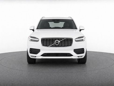 Used 2020 Volvo XC90 T6 Momentum AWD/4WD image 5