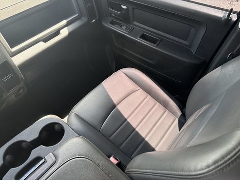 Used 2018 RAM 1500 Tradesman RWD image 26