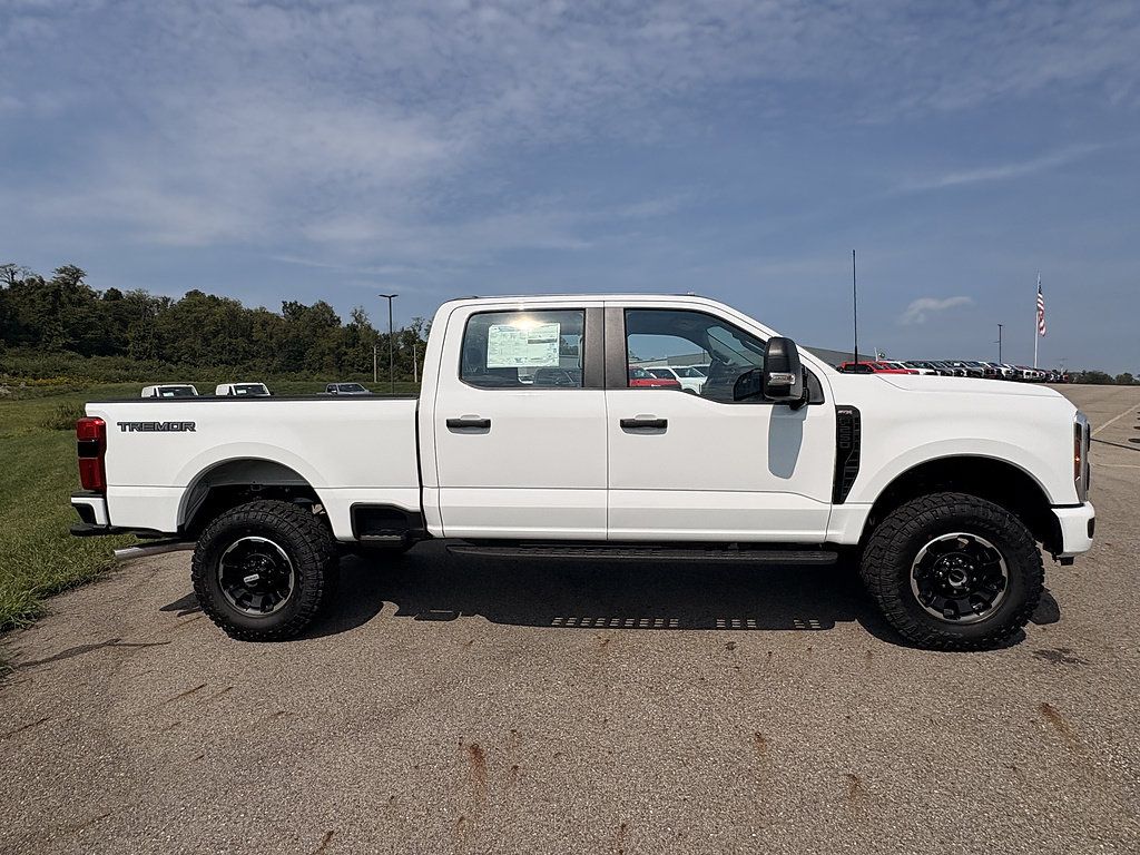 New 2027 Ford F250 XL w/ Tremor Off-Road Package AWD/4WD image 6