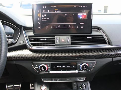 Used 2022 Audi SQ5 Premium Plus w/ Premium Plus Package image 17