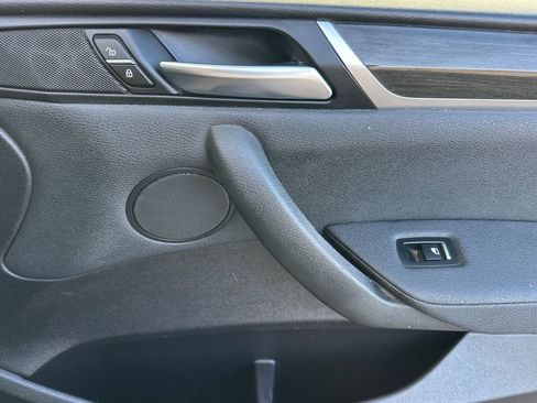 Used 2017 BMW X3 sDrive28i image 19