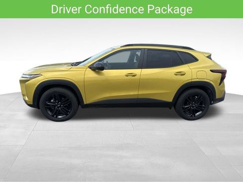 Used 2025 Chevrolet Trax ACTIV w/ Driver Confidence Package FWD image 8