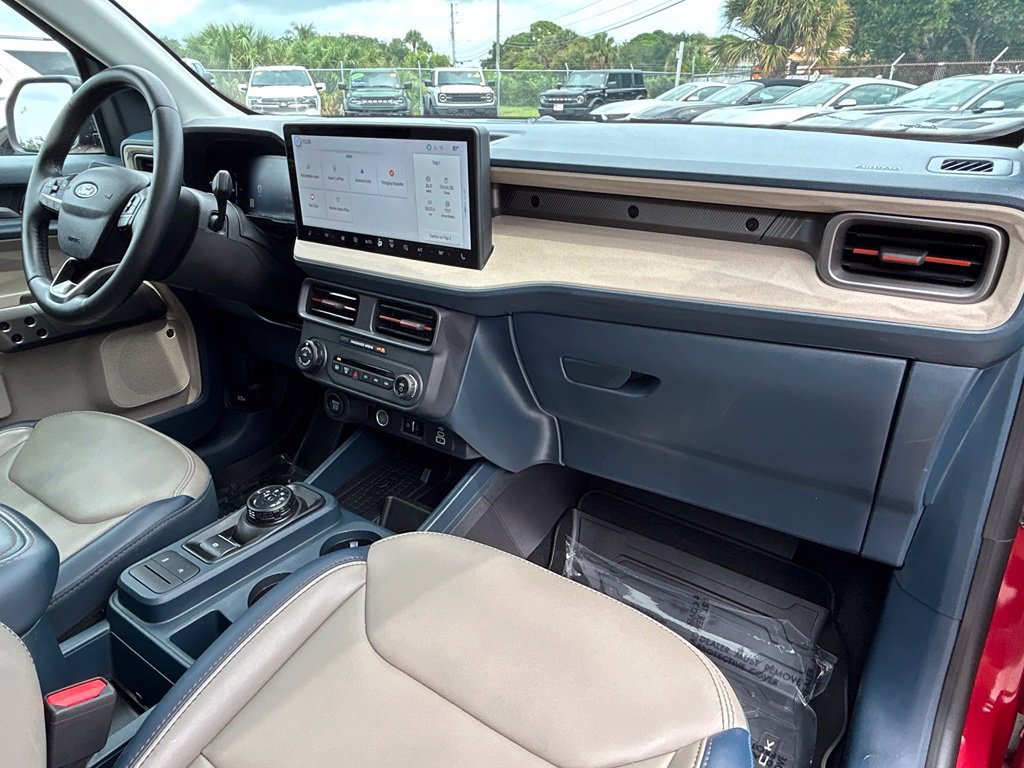 Certified 2025 Ford Maverick Lariat AWD/4WD image 26