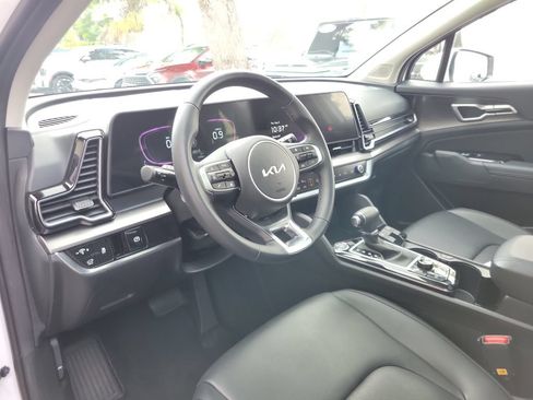 Certified 2025 Kia Sportage EX w/ Premium Package FWD image 16