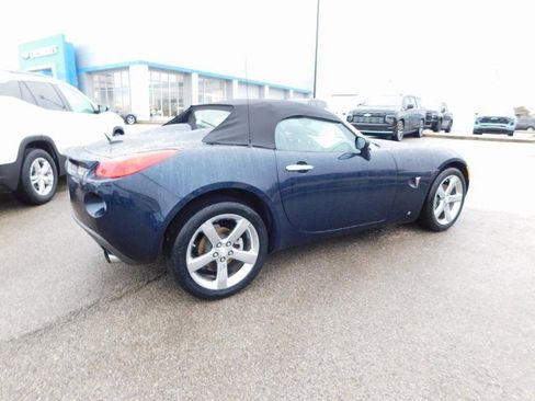 Used 2008 Pontiac Solstice GXP w/ Premium Package image 3