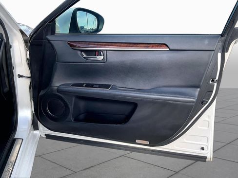 Used 2016 Lexus ES 350 w/ Premium Package w/Wood Trim FWD image 22