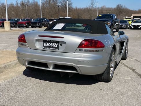 Used 2003 Dodge Viper SRT-10 image 7