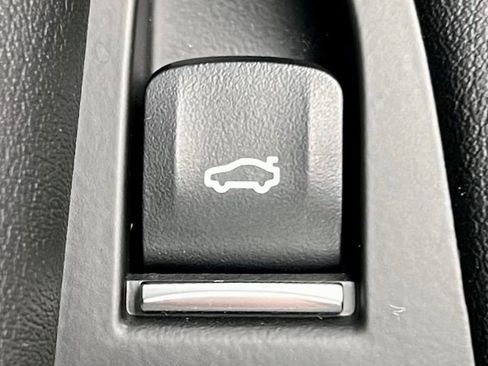 Used 2023 BMW X5 sDrive40i w/ Premium Package image 29