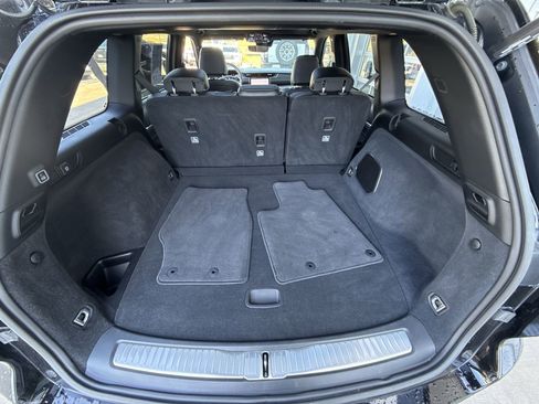 Used 2023 Jeep Grand Cherokee Overland image 27