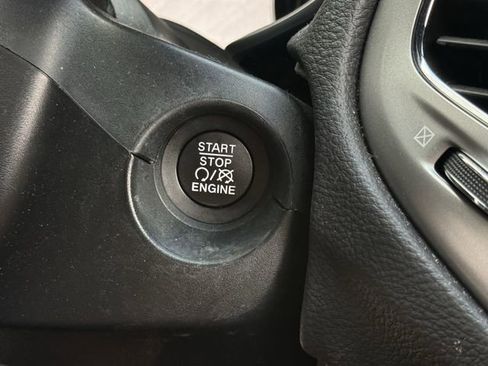 Used 2021 Jeep Compass 80th Special Edition w/ Sun and Sound Group FWD image 21