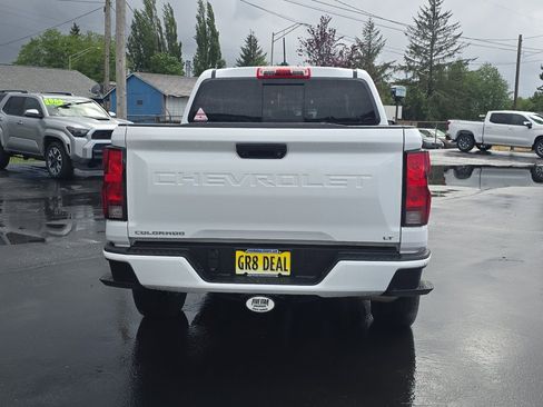 Certified 2024 Chevrolet Colorado LT w/ LT Convenience Package II AWD/4WD image 8