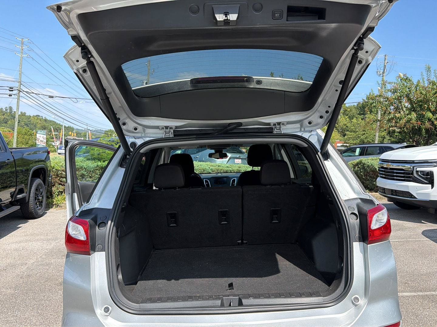 Used 2021 Chevrolet Equinox LT FWD image 19