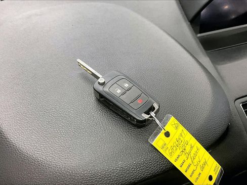 Used 2016 Buick Encore FWD image 14